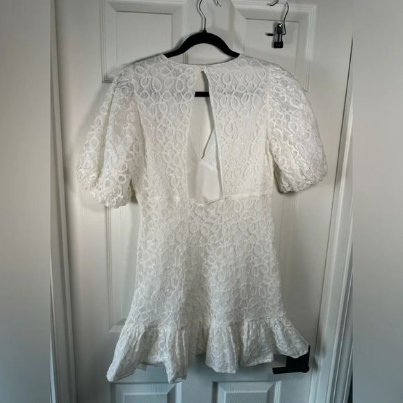 Walter Baker Cute Out Lace Mini Dress Puff Sleeve Summer Party Bridal Size 6 - Picture 9 of 13